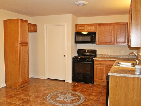 5th image of 1614 Harley Dr