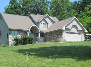 22 Cedar Ridge Rd, Pembroke, VA 24136