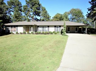 103 Kathryn Cir, Tupelo, MS 38801