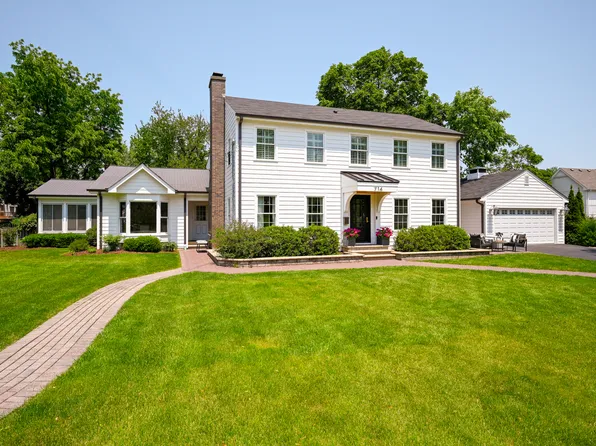 714 Turner Ave, Glen Ellyn, IL 60137