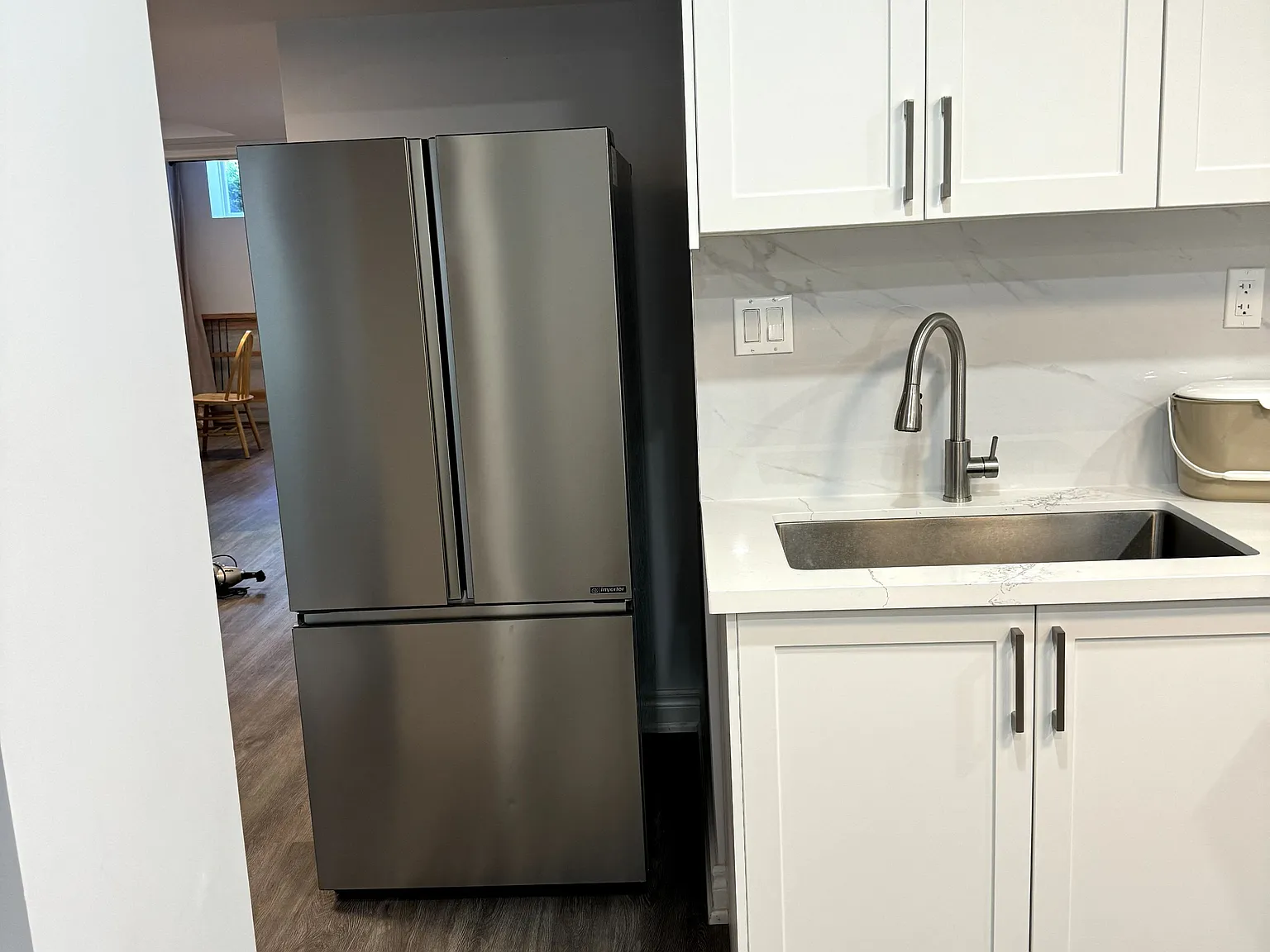 2 bed, $2,300 — Photo 4
