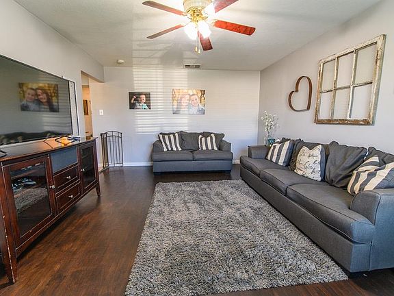 5th image of 1111 Lorene Ave
