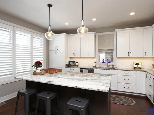 6907 Stonebrook Pkwy, Lincoln, NE 68521