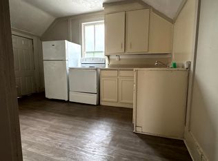 420 Middlebury St #2, Elkhart, IN 46516