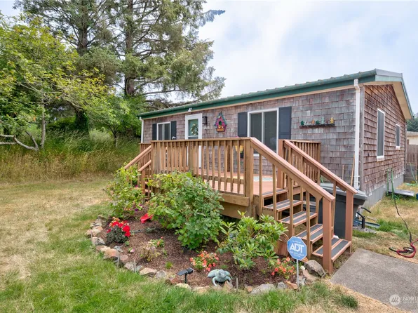 2616 252nd Street, Ocean Park, WA 98640