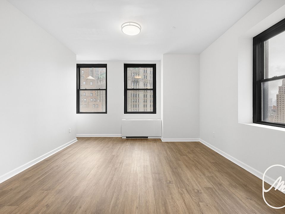 1st image of 15 Park Row APT 22P