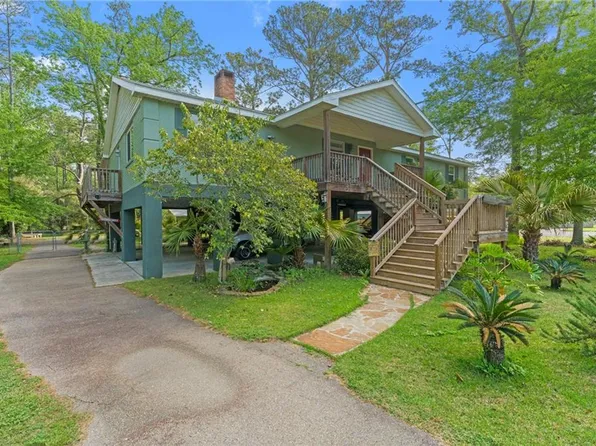 26539 Mandane Dr, Lacombe, LA 70445