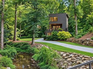 585 Mountain Way NE, Atlanta, GA 30342