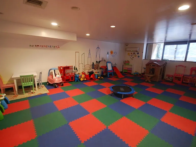 630 1st Ave #10M — Photo 20