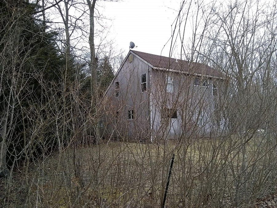 2nd image of 3 Evergreen Ln