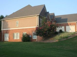 4211 Willow Oak Dr, Gainesville, GA 30506