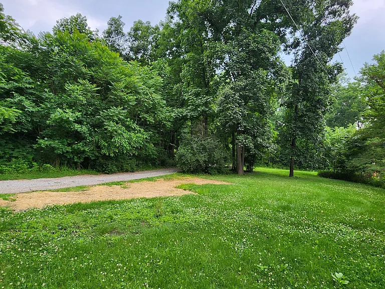 780 Company Farm Rd — Photo 42