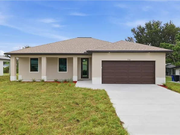 3744 Gasparilla St, Saint James City, FL 33956