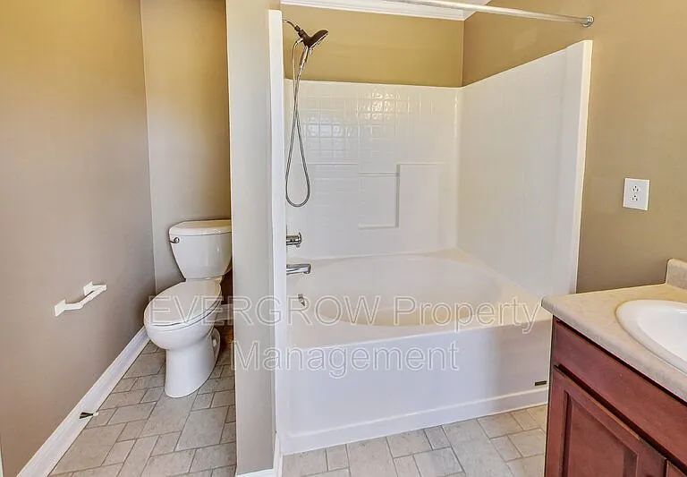 1047 Andrew Ct — Photo 24