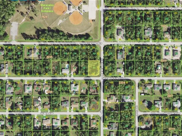 1555 Maracaibo St, Punta Gorda, FL 33980