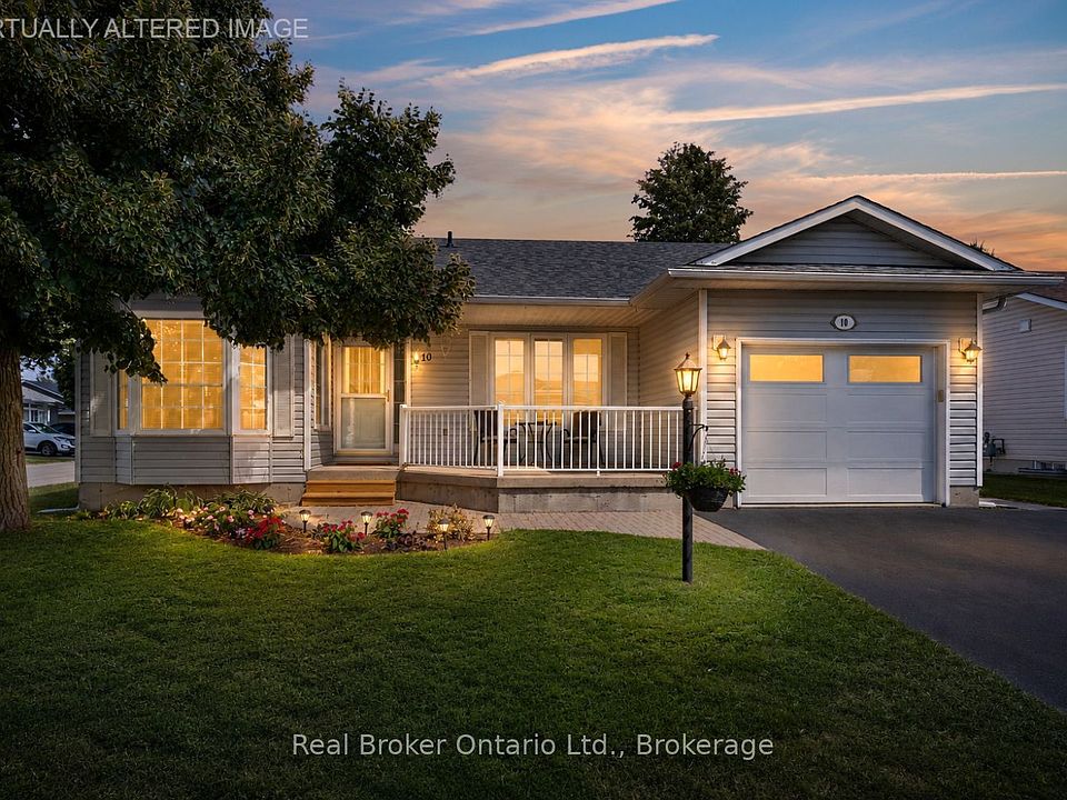 1st image of 10 Niagara Trl