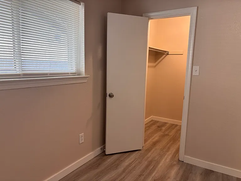 2208 Placid Dr — Photo 9