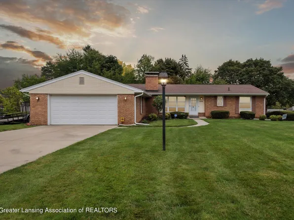1508 Pepper Hill Dr, Lansing, MI 48917