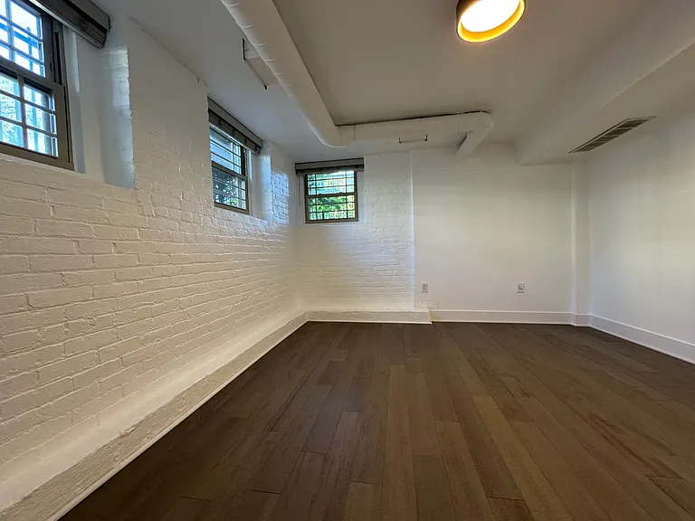 11433 Ashbury Ave #1 — Photo 34