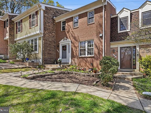 3rd image of 5705 Lawsons Hill Ct