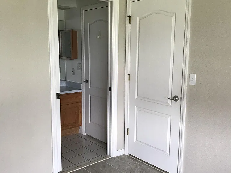 2496 N Orangewood St — Photo 10