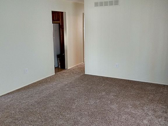 5th image of 24491 Meadow Bridge Dr