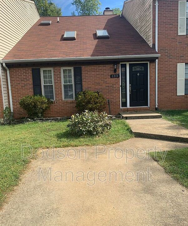 1st image of 133 Matthew Ct