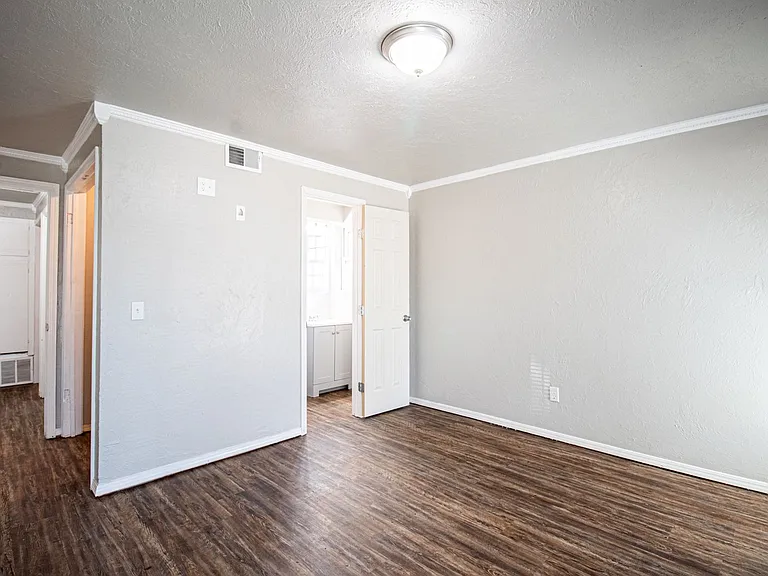 4101 SE 45th St — Photo 36