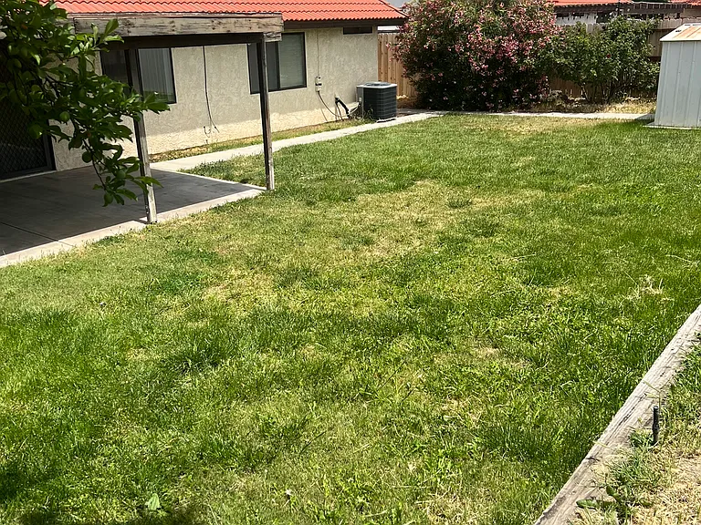 2716 W Avenue K4 — Photo 4