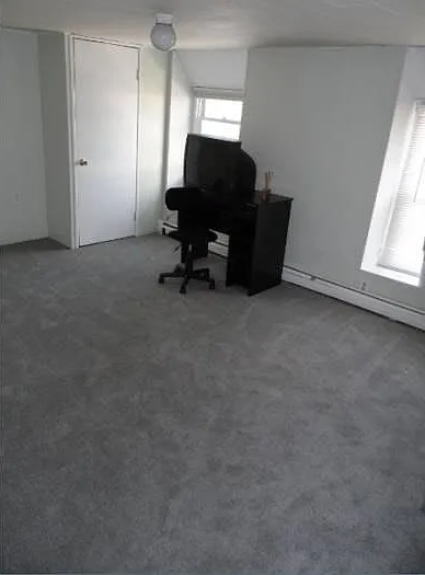 3rd Flr BR w/ 2 closets!