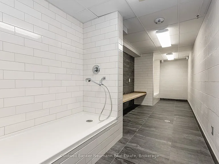 30 Hamilton St S #601 — Photo 27