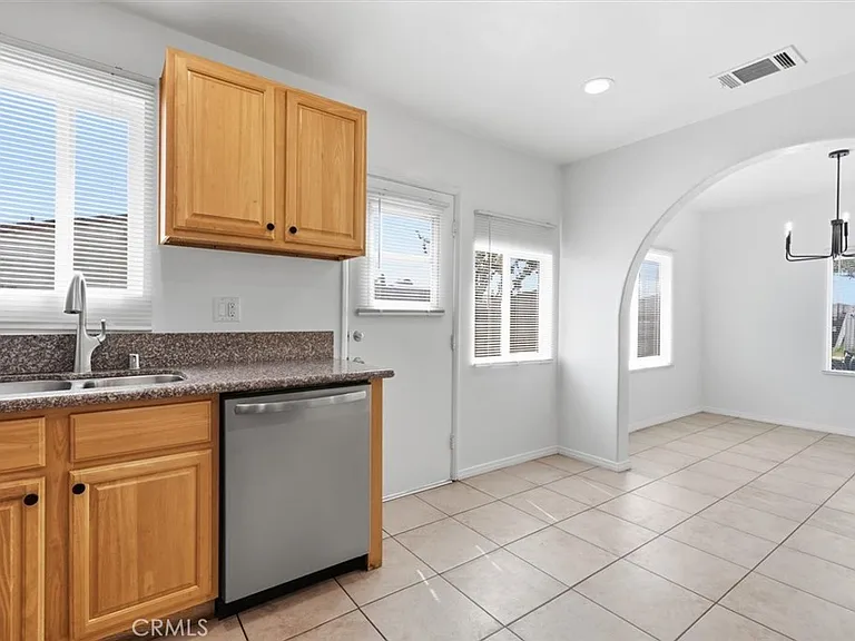 5117 W 133rd St — Photo 5