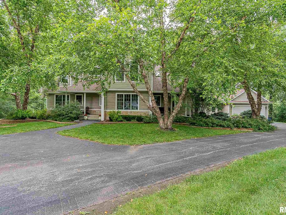 1st image of 1104 White Oak Ct