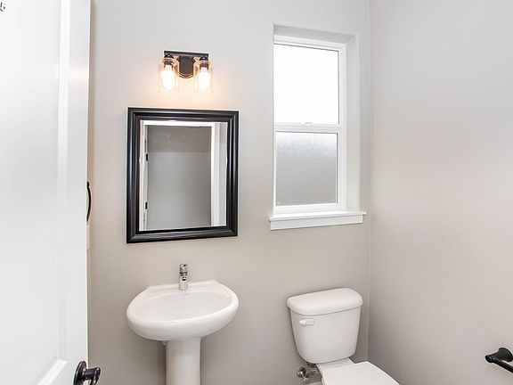 5th image of 12811 NE 109th St