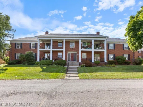 27598 E Echo Vly Unit 248, Farmington Hills, MI 48334