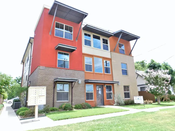 1512 N Elm St APT 302, Denton, TX 76201