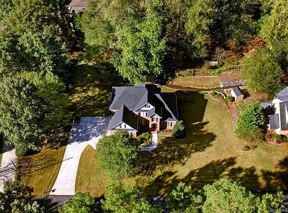 4th image of 416 W Glen Eagles Rd