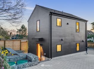 7601 B Latona Ave NE, Seattle, WA 98115