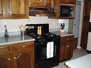 4th image of 4820 W 78th Trl