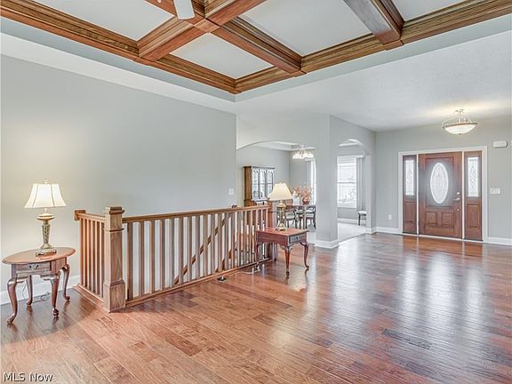 3rd image of 1125 Shadyside Ln