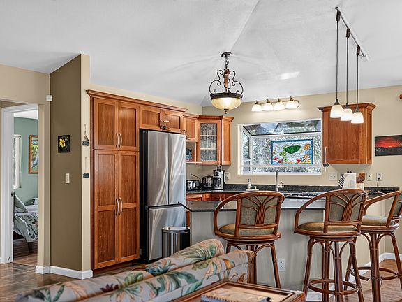 5th image of 11-3837 Nahelehani St