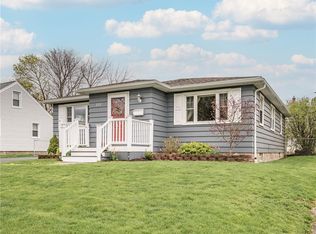 292 Falstaff Rd, Rochester, NY 14609