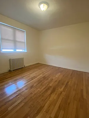 Rented by Queens Apartments Realty LLC | media 6