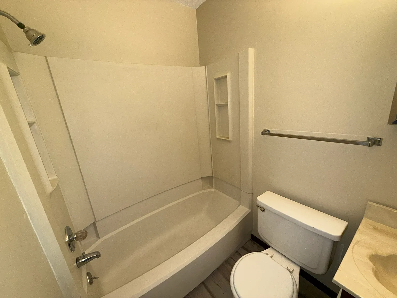 501 Sunnyslope St — Photo 2