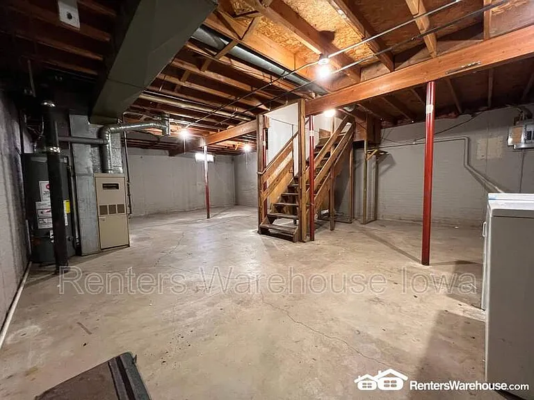 3012 Raccoon St — Photo 12