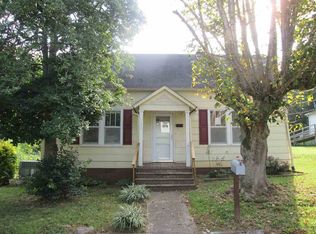 110 Williams St, Sweetwater, TN 37874