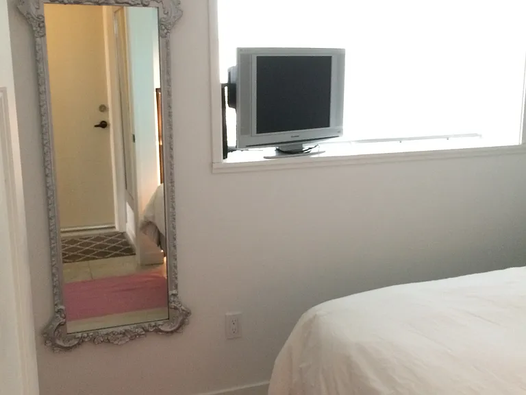2726 Eldridge Ave #101 — Photo 14