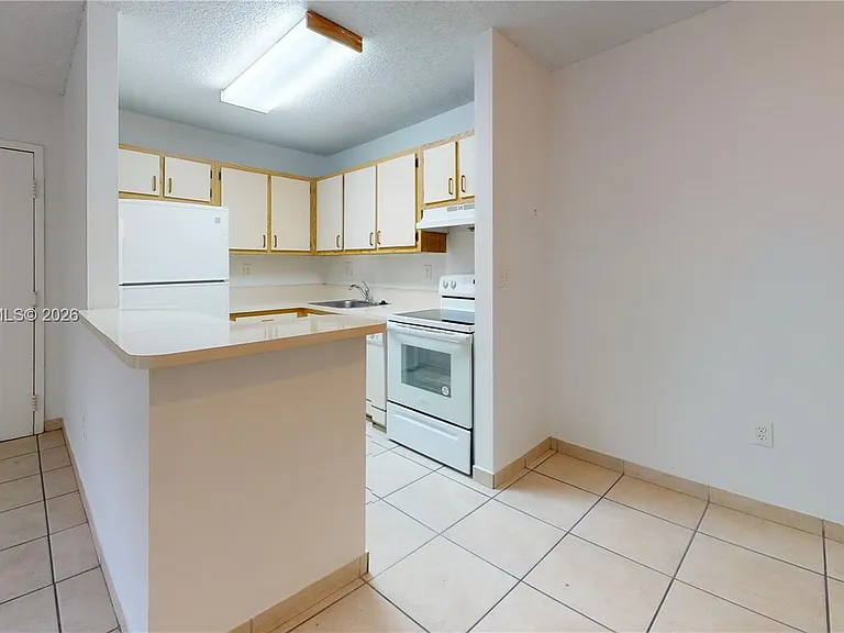 15600 SW 80th St #L-202 — Photo 15