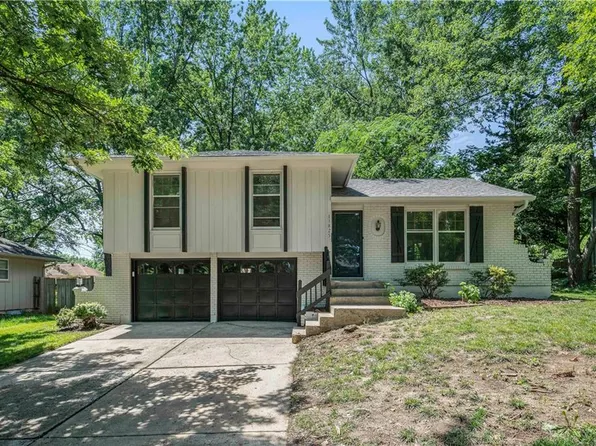 11825 E 56th Ter, Kansas City, MO 64133