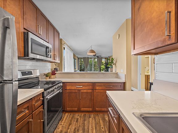 4th image of 4310 Lower Honoapiilani Rd APT 520